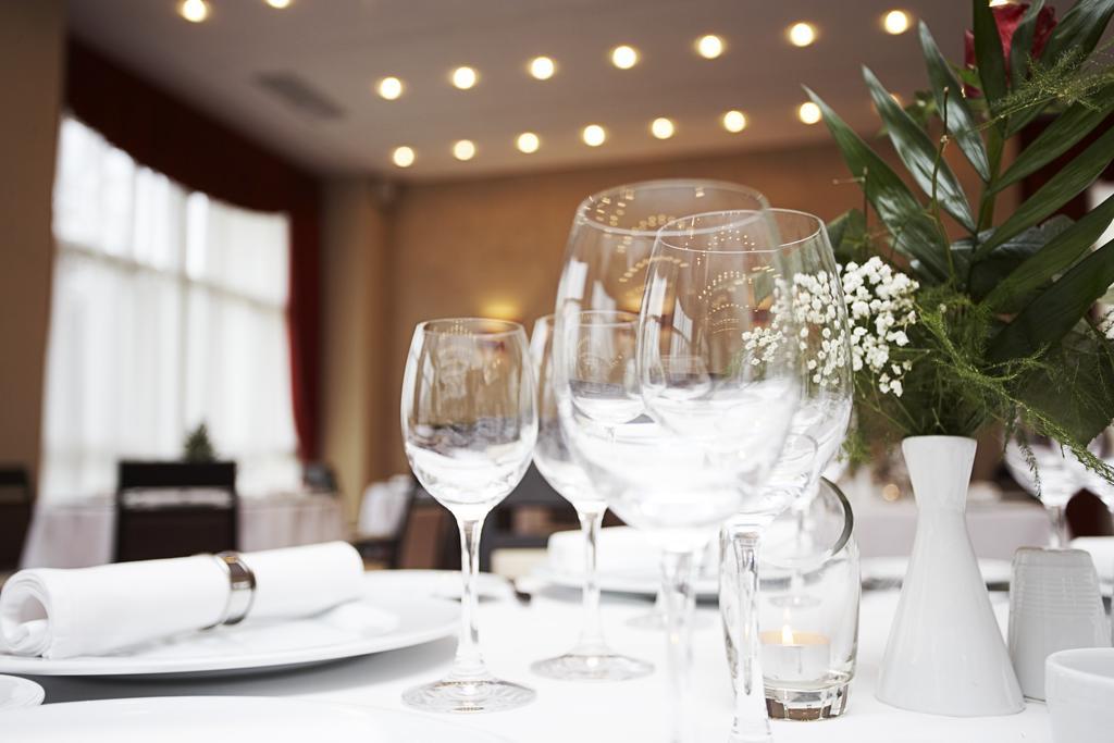 Hotel Clermont Covasna Ngoại thất bức ảnh