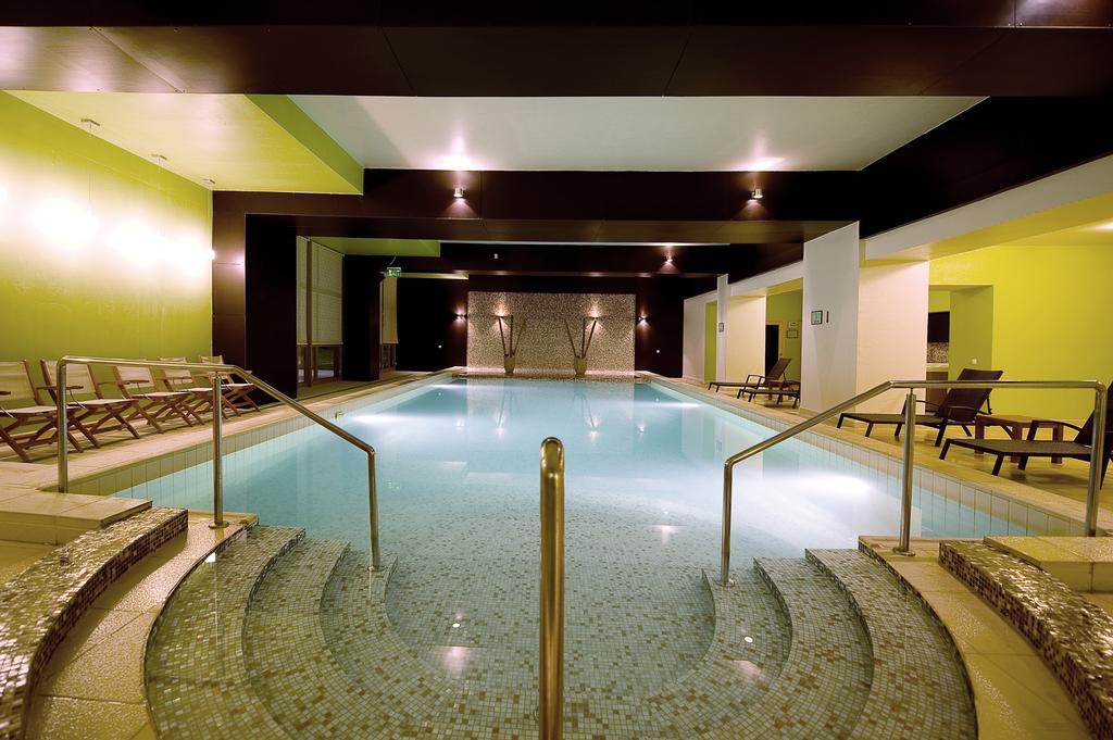 Hotel Clermont Covasna Ngoại thất bức ảnh